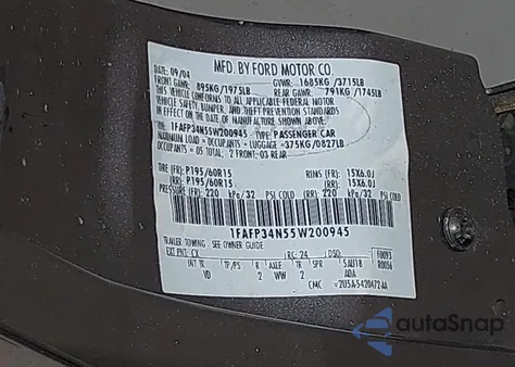 2005 Ford Focus Zx4 z USA, uszkodzony, nr VIN 1FAFP34N55W200945